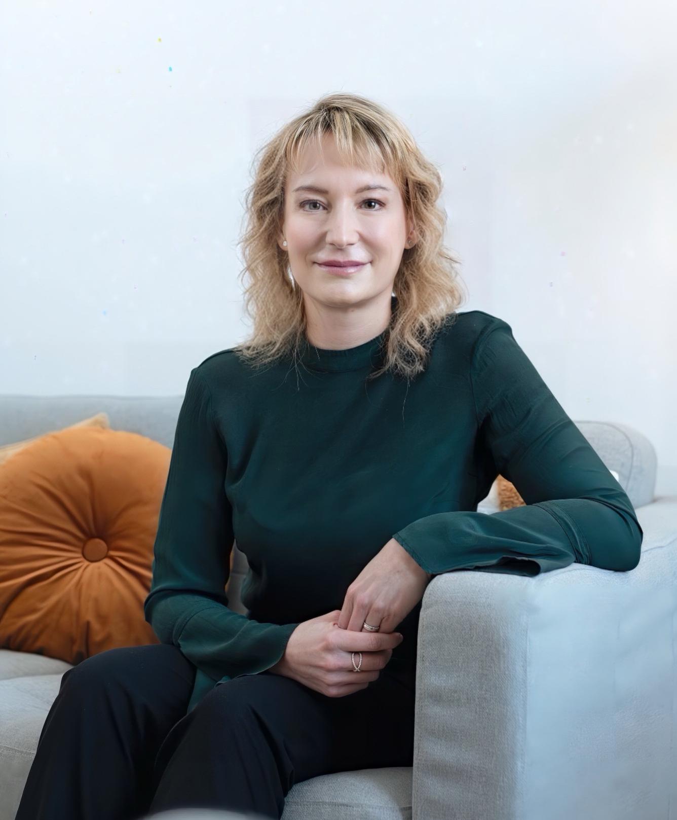 Mag. Linda Dunst
